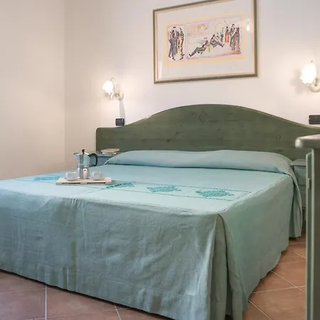 Idyllic Cala Viola T6 2 Bedapt Sleeps 6 Апартаменты *