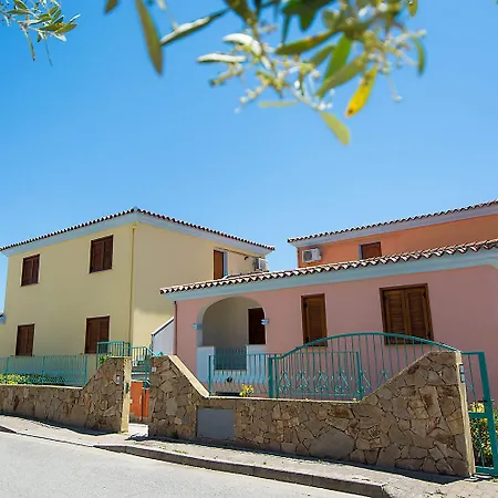 Апартаменты Idyllic Cala Viola T6 2 Bedapt Sleeps 6