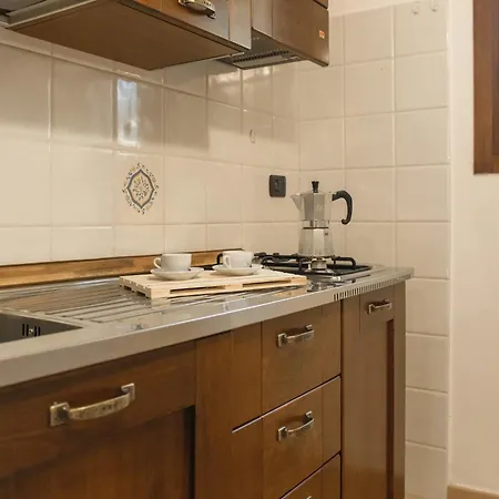 Idyllic Cala Viola T6 2 Bedapt Sleeps 6 Апартаменты Кала-Либеротто