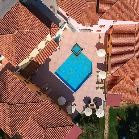 Idyllic Cala Viola T6 2 Bedapt Sleeps 6 Апартаменты