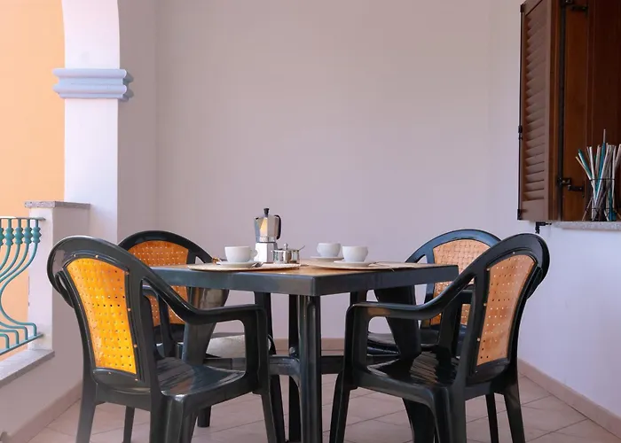 Idyllic Cala Viola T6 2 Bedapt Sleeps 6 Apartman Cala Liberotto