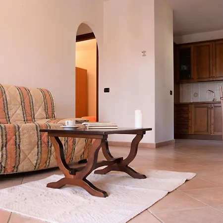 Idyllic Cala Viola T6 2 Bedapt Sleeps 6 * Cala Liberotto