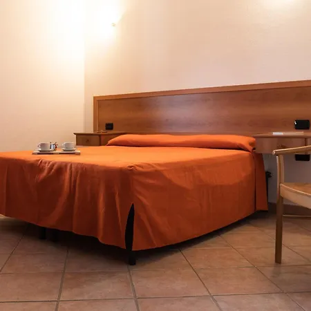 Idyllic Cala Viola T6 2 Bedapt Sleeps 6 * Cala Liberotto