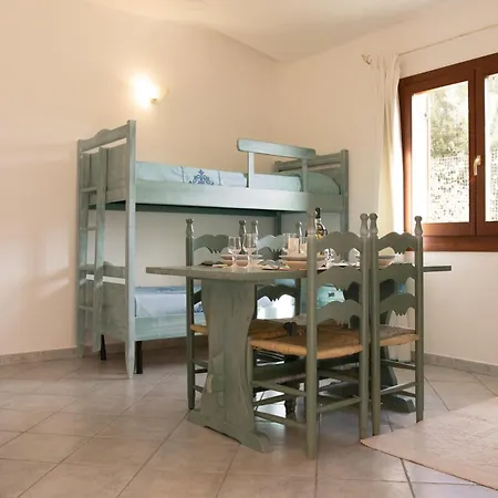 Idyllic Cala Viola T6 2 Bedapt Sleeps 6 * Cala Liberotto