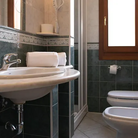 Idyllic Cala Viola T6 2 Bedapt Sleeps 6 דירה קאלה ליברוטו