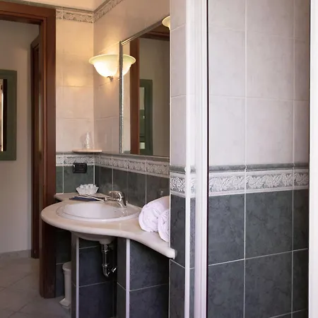 Appartamento Idyllic Cala Viola T6 2 Bedapt Sleeps 6 *