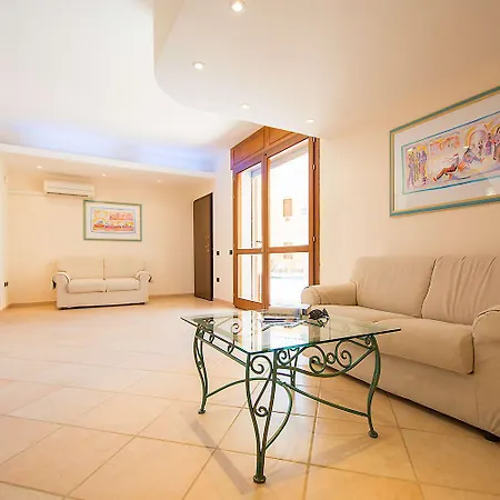 Idyllic Cala Viola T6 2 Bedapt Sleeps 6 Apartment