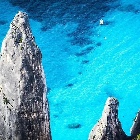 Apartment Idyllic Cala Viola T6 2 Bedapt Sleeps 6 Cala Liberotto